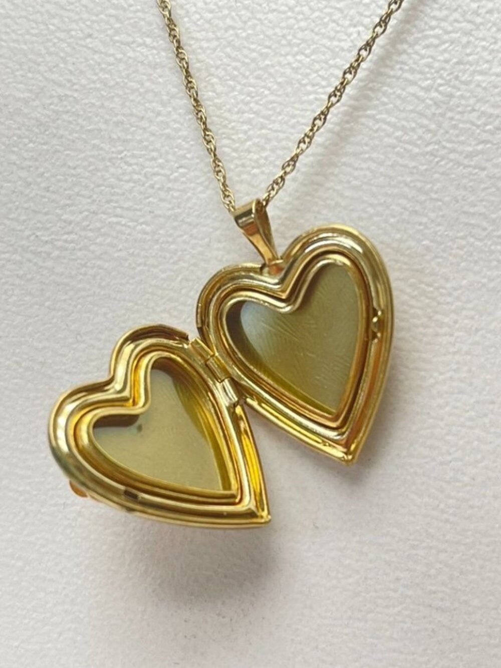 Vintage Princess Pride Creations PPC 14K Gold Filled Heart Locket Necklace - Picture 3 of 8